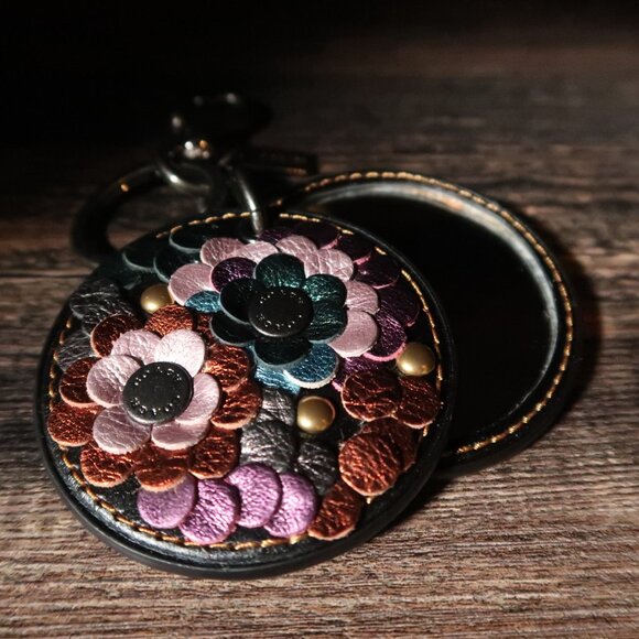 RARE | Vintage Coach | New York Collection | designer charm | NEW, Excellent - Picture 2 of 3